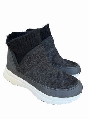 Merrell Snow Boots Cloud Renew Bluff  Bootie Size 9 Dark Gray NEW
